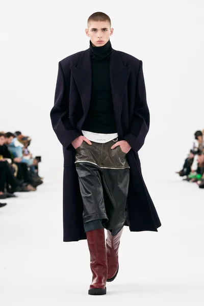 Look 5